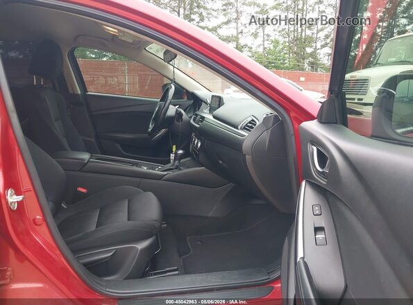 JM1GL1U58H1144600 2017 MAZDA 6 Red Вид салону спереду