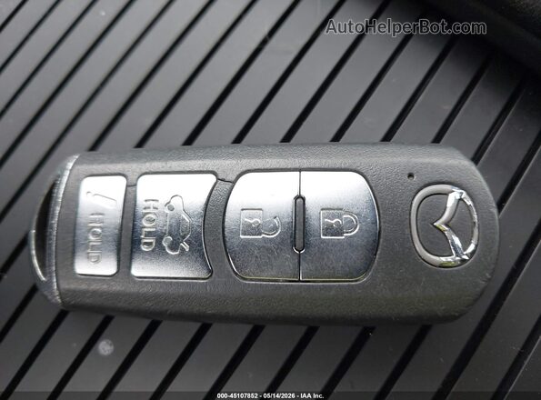 JM1GL1V51H1120752 2017 MAZDA 6 Серебряный Вид панели приборов