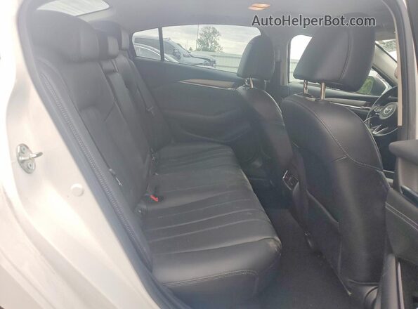 JM1GL1VM1K1502746 2019 MAZDA 6 White Հետևի նստատեղերի տեսք