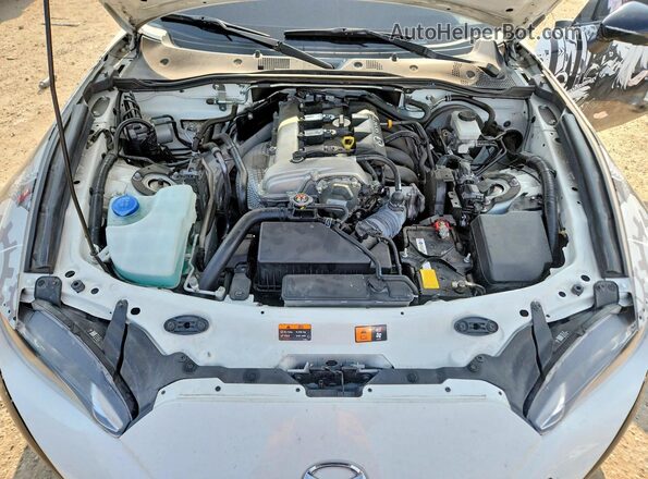 JM1NDAB77M0460448 2021 MAZDA MX-5 Two Tone უკანა სალონის ხედი