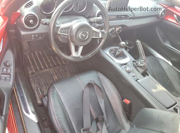 JM1NDAD70H0122991 2017 MAZDA MX-5 Red Widok deski rozdzielczej