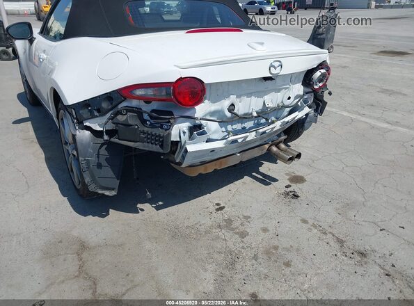 JM1NDAD74N0505702 2022 MAZDA MX-5 MIATA Белый Вид спереди