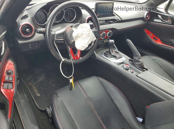 JM1NDAD7XJ0204068 2018 MAZDA MX-5 Black Dashboard view