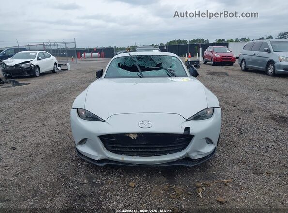 JM1NDAL78H0100593 2017 MAZDA MX-5 MIATA RF White Rear interior view