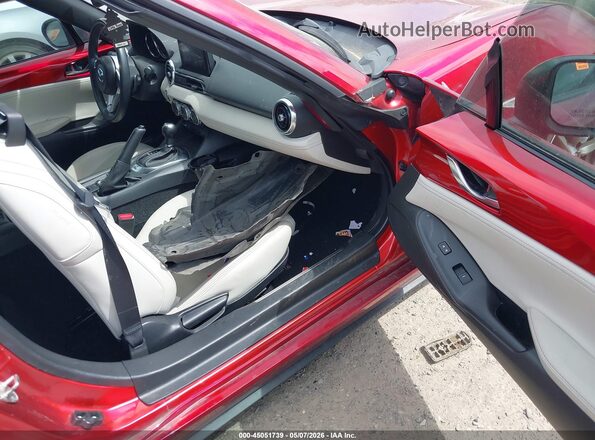 JM1NDAM73M0459570 2021 MAZDA MX-5 MIATA RF Красный Вид салона спереди
