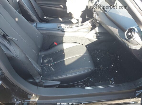 JM1NDAM75R0606642 2024 MAZDA MX-5 MIATA RF Black Widok wnętrza z przodu