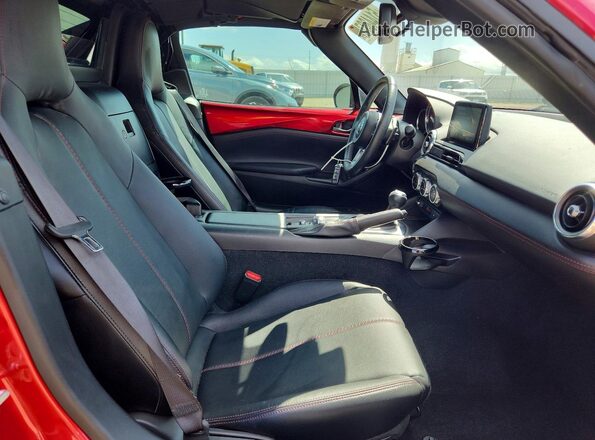 JM1NDAM77K0302783 2019 MAZDA MX-5 Red Rear seats view