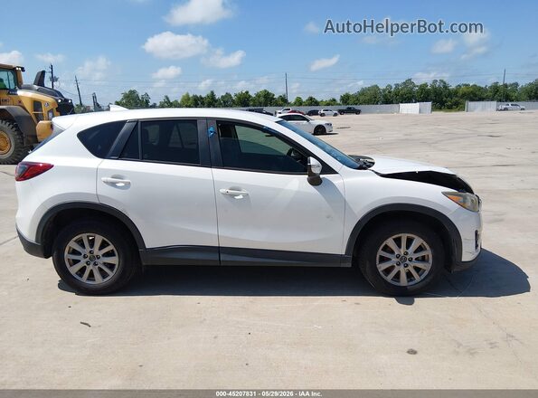 JM3KE2CY8G0794593 2016 MAZDA CX-5 Белый Вид задней части салона