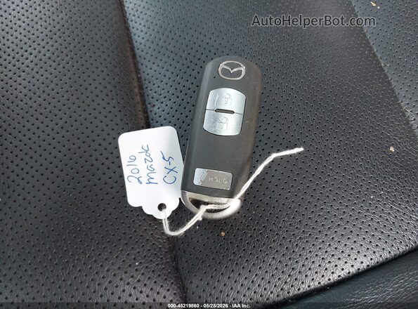 JM3KE2DY3G0643983 2016 MAZDA CX-5 Gray Vista del salpicadero