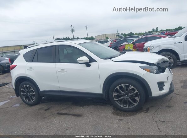 JM3KE2DY9G0734174 2016 MAZDA CX-5 White Widok wnętrza z tyłu