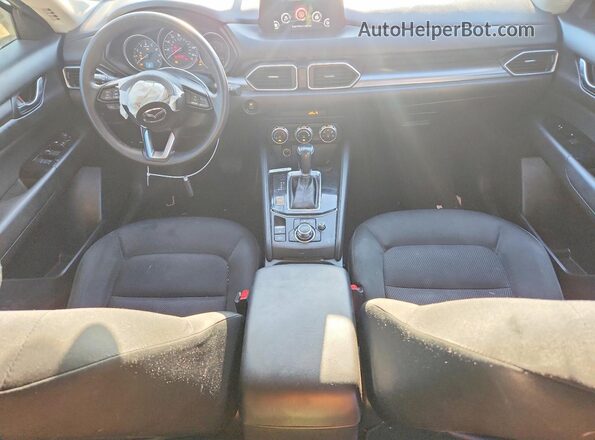JM3KFABL4H0216988 2017 MAZDA CX-5 Silver Vista del salpicadero