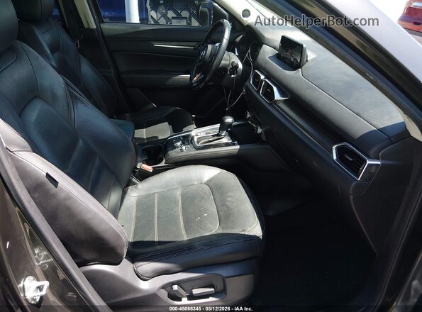 JM3KFADM7J1381682 2018 MAZDA CX-5 Gray Widok wnętrza z przodu