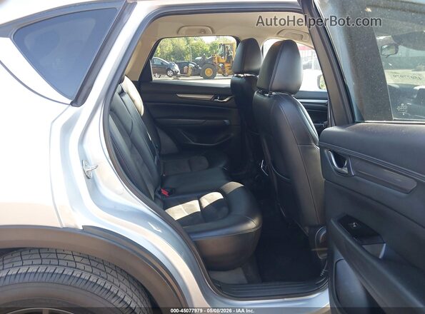 JM3KFBCM0K1549879 2019 MAZDA CX-5 Silver Widok naklejki z numerem VIN