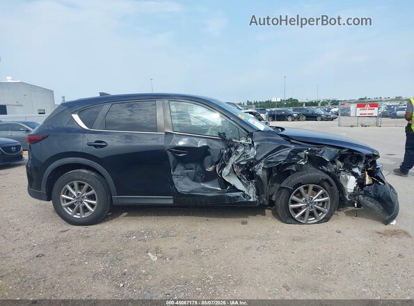 JM3KFBCM1N0569360 2022 MAZDA CX-5 Black Widok wnętrza z tyłu