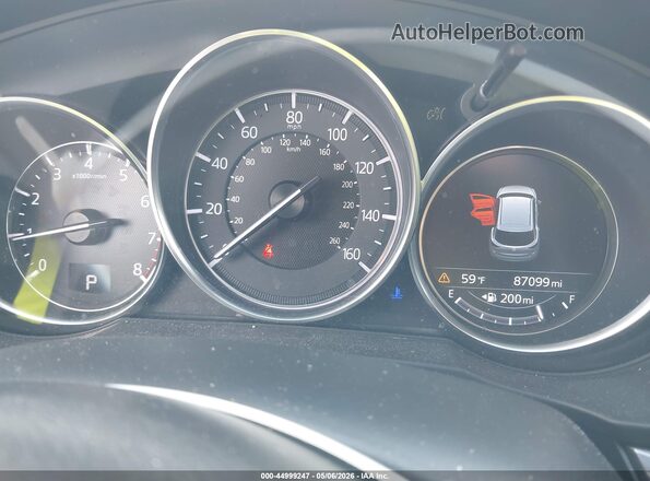 JM3KFBDL4H0183154 2017 MAZDA CX-5 Красный Вид задних сидений
