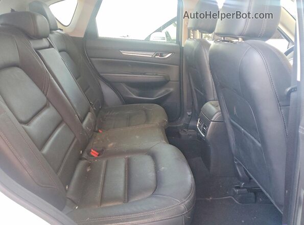 JM3KFBDL7H0102695 2017 MAZDA CX-5 White Սալոնի հետևի տեսք