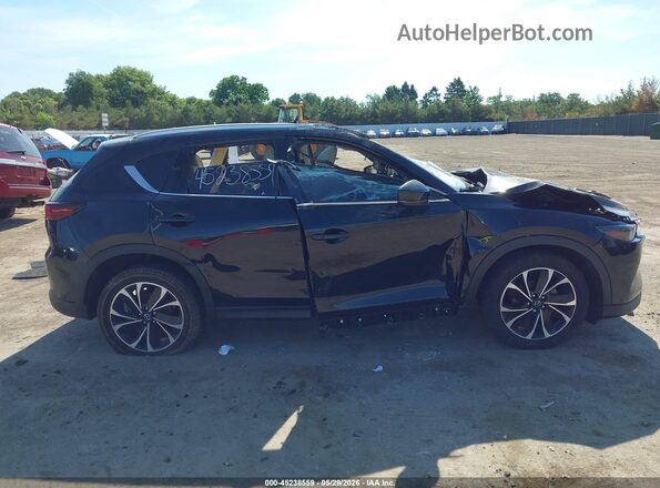 JM3KFBDM0N1596168 2022 MAZDA CX-5 Black Widok wnętrza z tyłu