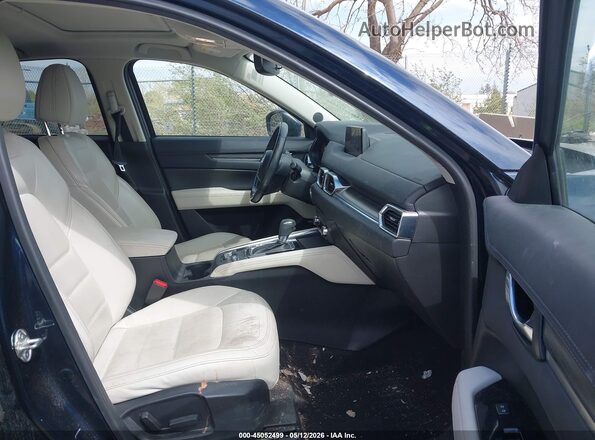 JM3KFBDM8J0378687 2018 MAZDA CX-5 Dark Blue Widok wnętrza z przodu