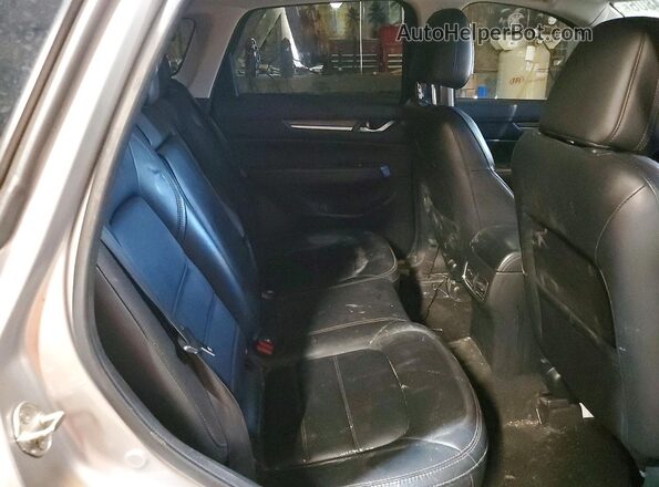 JM3KFBDM9M0327218 2021 MAZDA CX-5 Серебряный Вид задней части салона