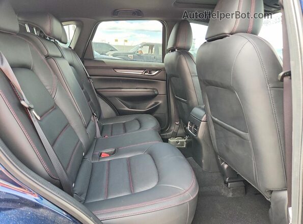 JM3KFBDY9R0453783 2024 MAZDA CX-5 Blue Vista interior trasera