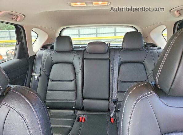 JM3KFBEM9S0708692 2025 MAZDA CX-5 Red Вид задніх сидінь