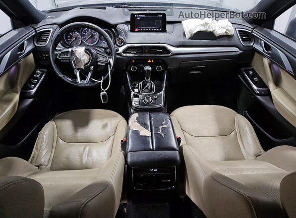 JM3TCADY9H0136723 2017 MAZDA CX-9 Gray Dashboard view