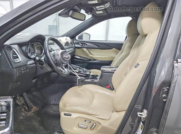 JM3TCADY9H0136723 2017 MAZDA CX-9 Gray Front interior view