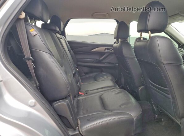 JM3TCBCY6J0213674 2018 MAZDA CX-9 Серебряный Вид задней части салона
