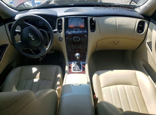 JN1BJ0RP8HM380198 2017 INFINITI QX50 Red Widok deski rozdzielczej