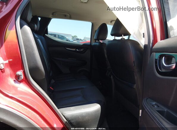 JN1BJ1CP1KW223865 2019 NISSAN ROGUE Red VIN sticker view