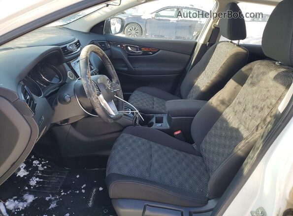 JN1BJ1CPXJW188113 2018 NISSAN ROGUE White Vista interior delantera