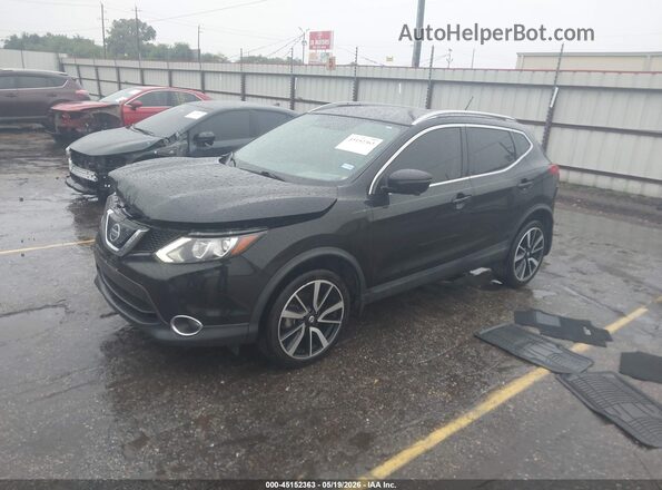 JN1BJ1CPXJW193764 2018 NISSAN ROGUE Black Front left