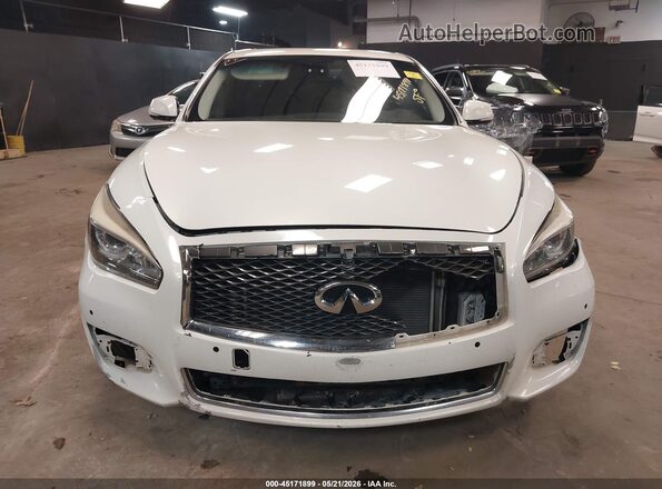 JN1BY1PR3HM210207 2017 INFINITI Q70L White Instrument cluster view