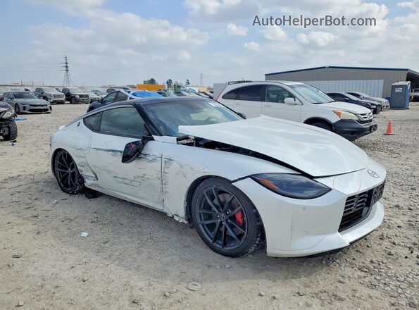 JN1BZ4BH5RM363136 2024 NISSAN Z White Front right
