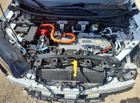 JN1DF0BB5RM730753 2024 NISSAN ARIYA White Vista del compartimento del motor