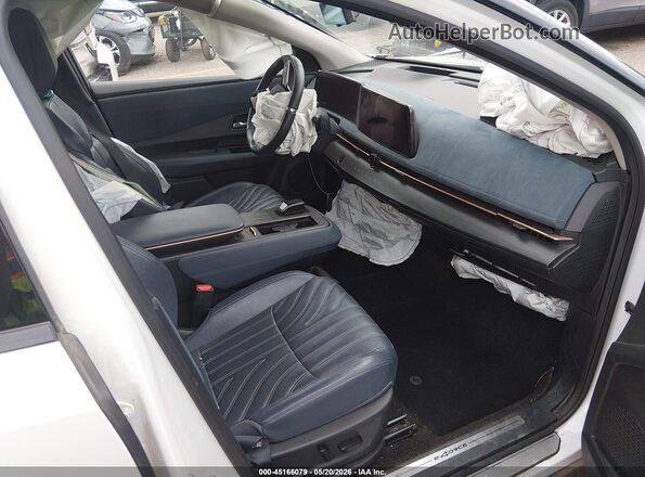 JN1DF0CD2RM735960 2024 NISSAN ARYIA White Front interior view
