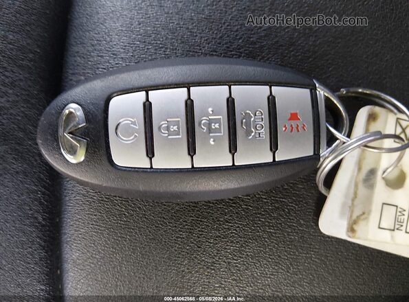 JN1EV7AP0HM730042 2017 INFINITI Q50 White Vista del salpicadero