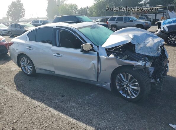 JN1EV7AP0LM208309 2020 INFINITI Q50 Серебряный Передняя правая четверть