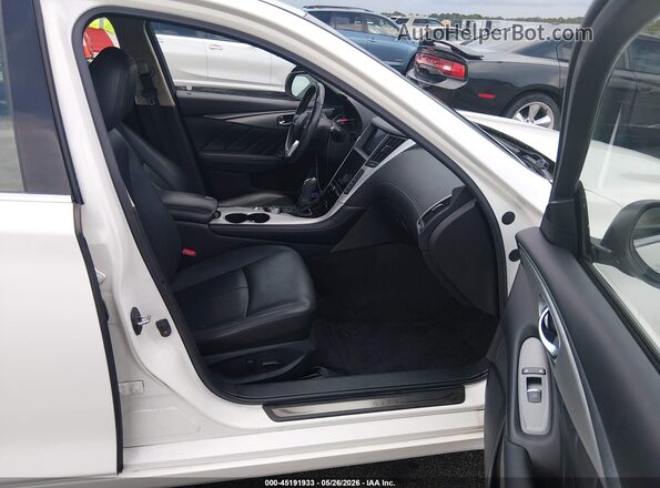 JN1EV7AP2LM207100 2020 INFINITI Q50 White Вид салону спереду