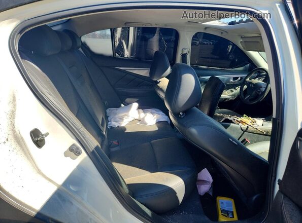 JN1EV7AP3GM301749 2016 INFINITI Q50 Black Vista de los asientos traseros