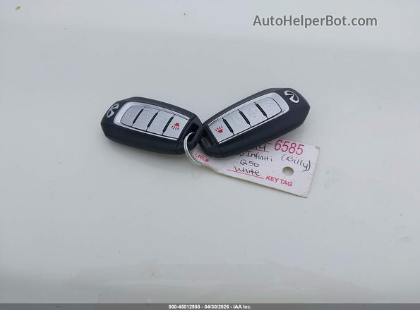 JN1EV7AP5LM206085 2020 INFINITI Q50 Белый Вид панели приборов
