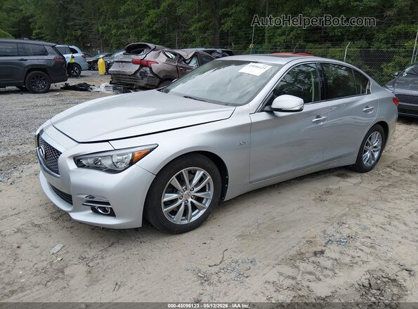 JN1EV7AP6HM736945 2017 INFINITI Q50 Silver Przód lewy