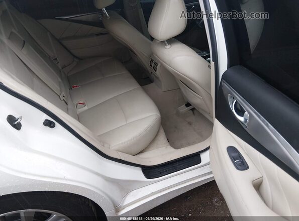 JN1EV7AP8HM738468 2017 INFINITI Q50 White Vista de la etiqueta del VIN