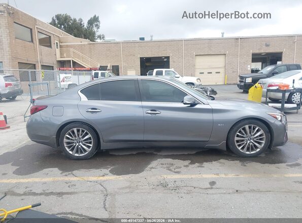 JN1EV7AP8JM592062 2018 INFINITI Q50 Gray Vista interior trasera
