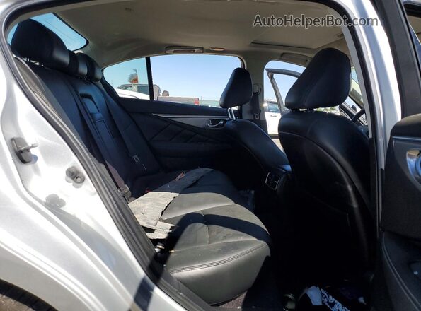 JN1EV7AP9HM741251 2017 INFINITI Q50 Silver 