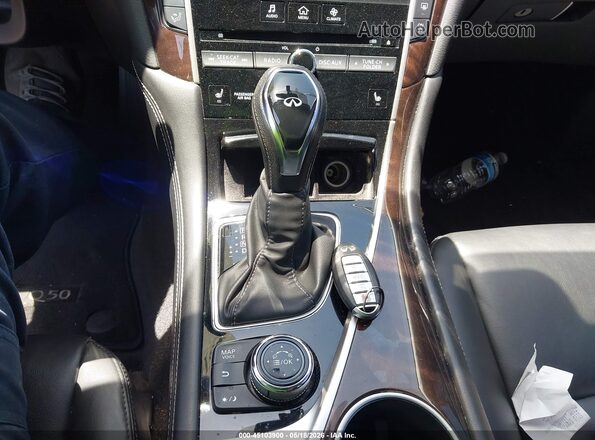 JN1EV7AP9KM516805 2019 INFINITI Q50 Gray Вид панелі приладів