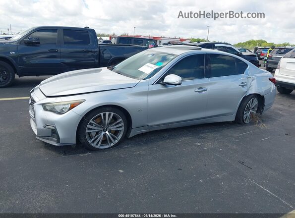 JN1EV7APXJM358571 2018 INFINITI Q50 Серый Передняя левая четверть