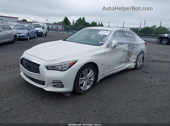 JN1EV7AR6HM830700 2017 INFINITI Q50 Кремовый Передняя левая четверть