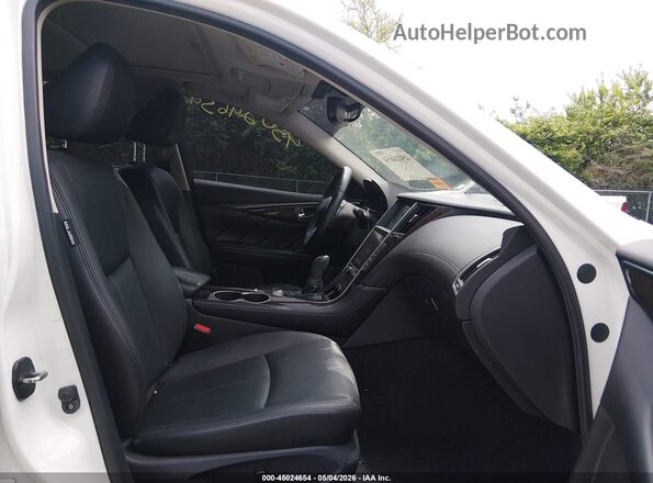 JN1EV7AR8JM443684 2018 INFINITI Q50 White წინა სალონის ხედი