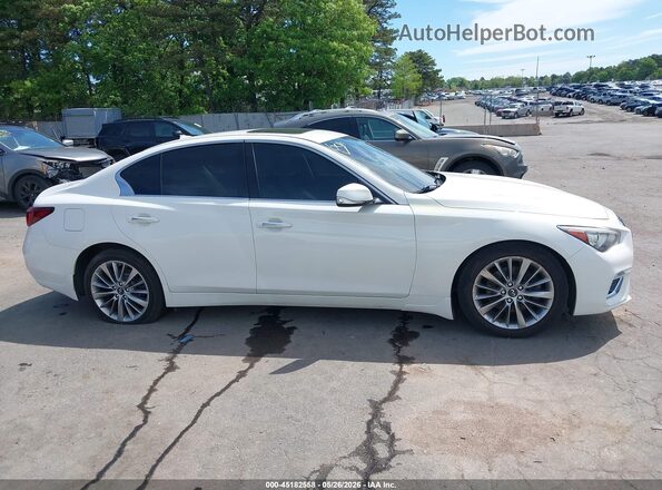 JN1EV7AR8KM556522 2019 INFINITI Q50 Белый Вид задней части салона